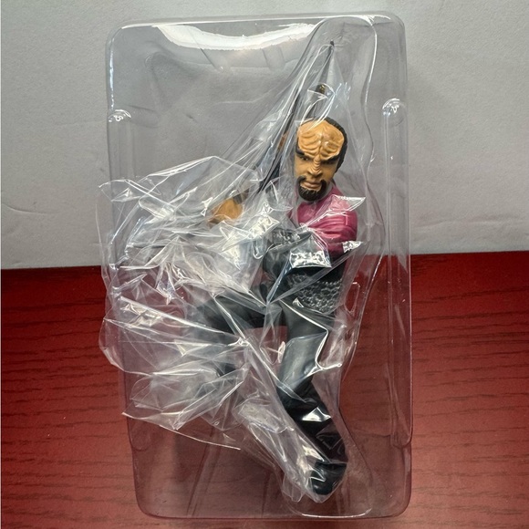 Hallmark Keepsake Star Trek Deep Space Nine Worf Christmas Ornament 1999. - Picture 4 of 8